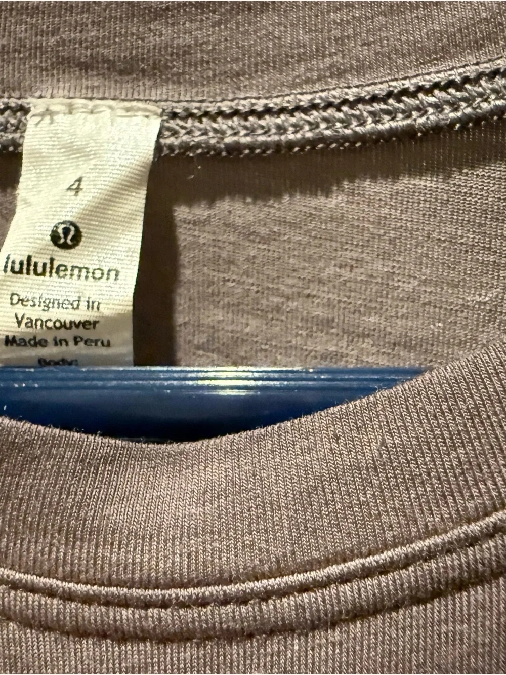 lululemon athletica cropped faded tee, size 4 women’s